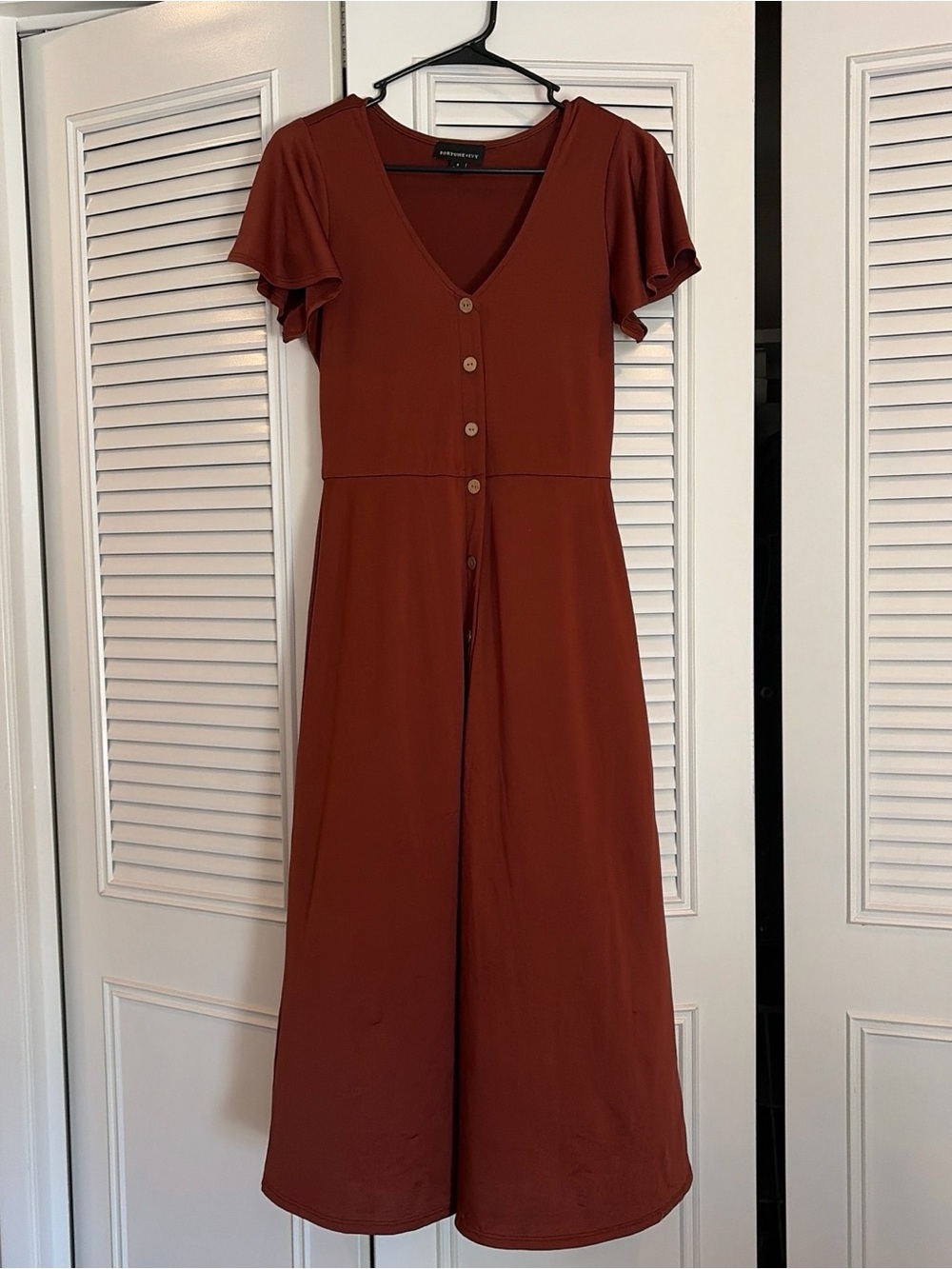 Rust Button-Front V-Neck Midi Dress with Flutter Sleeves